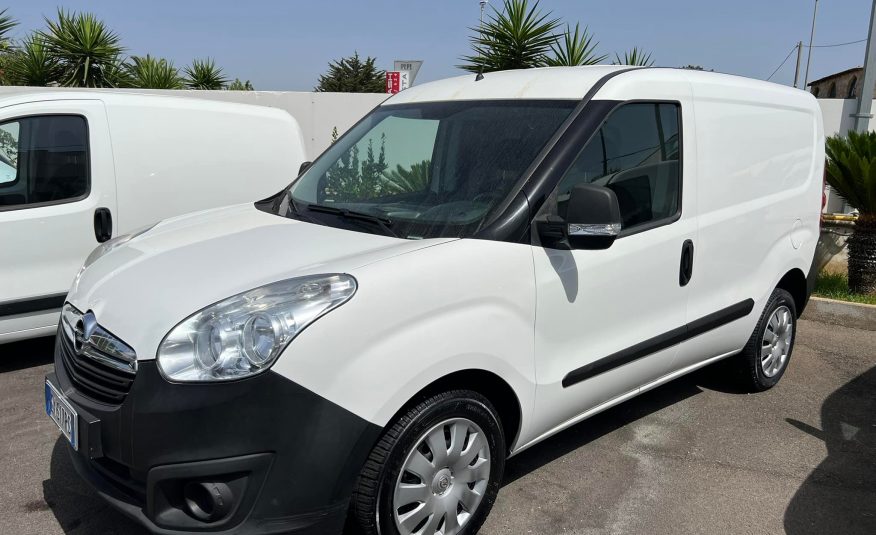 Opel Combo 1.4 T 120 cv EcoFlex  Metano