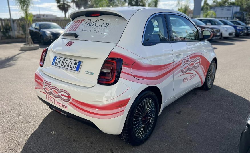 FIAT 500E LA NUOVA 500 RED ELETTRICA