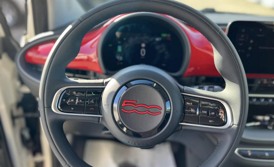 Fiat La Nuova 500e RED