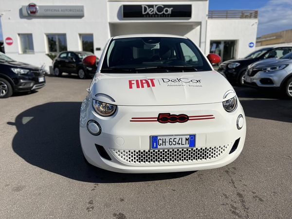 Fiat La Nuova 500e RED