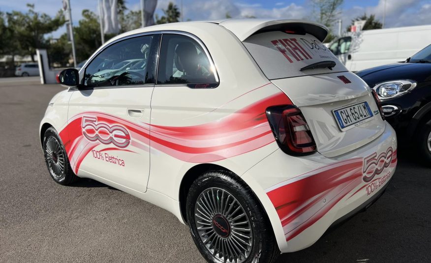 FIAT 500E LA NUOVA 500 RED ELETTRICA