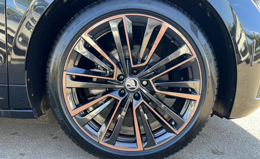 SKODA ENYAQ 60 FOUNDERS EDITION