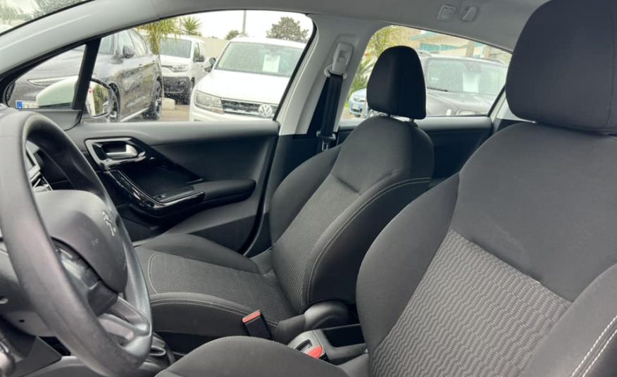 Peugeot 208 5 porte Active 1.5 Bluehdi 100 cv