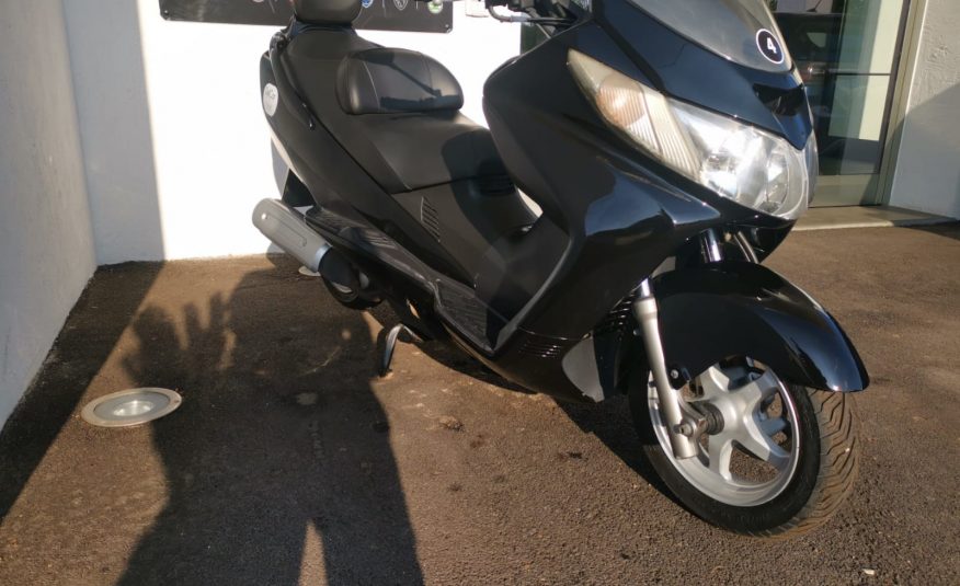 Suzuky Burgman 400