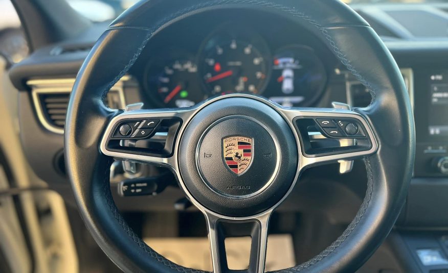 PORSCHE Macan 95BAA1 2.0 TFSI Pure White Limited Edition