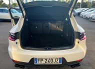 PORSCHE Macan 95BAA1 2.0 TFSI Pure White Limited Edition