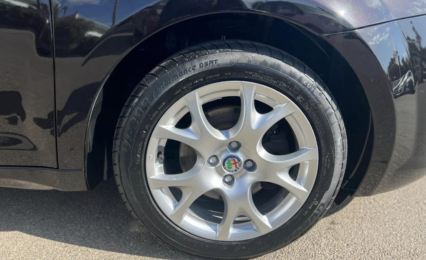Alfa Romeo MiTo 1.6 MJT 120 cv