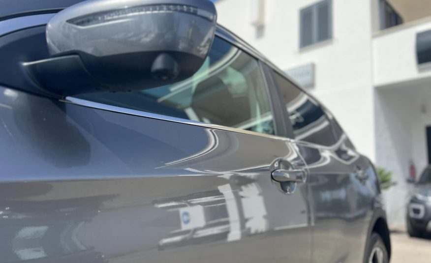 Nissan Qashqai 1.5 DCI 110 cv N-Connecta
