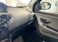 Lancia Ypsilon 1.0 70 Cv. Hybrid Silver Plus