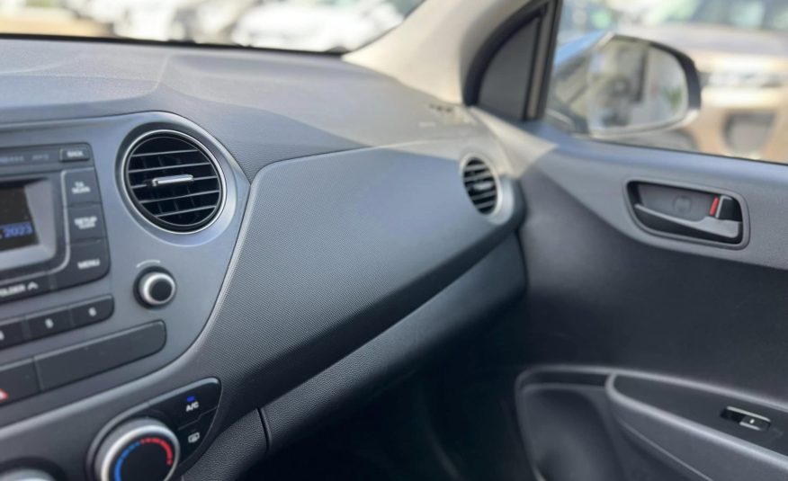 Hyundai I10 1.0 MPI 66 Cv. Login 5 porte