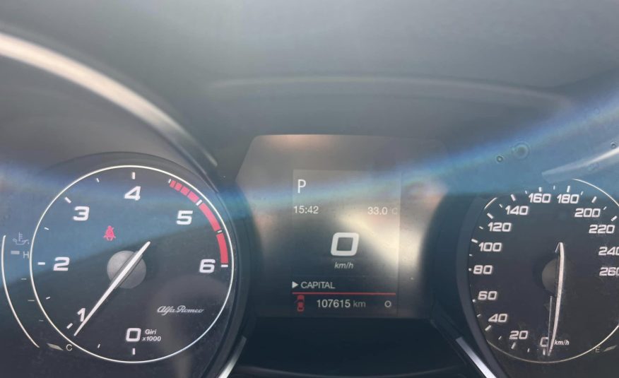 Alfa Romeo Stelvio 2.2 Diesel 180 Cv. Q4 AT8 Business Plus