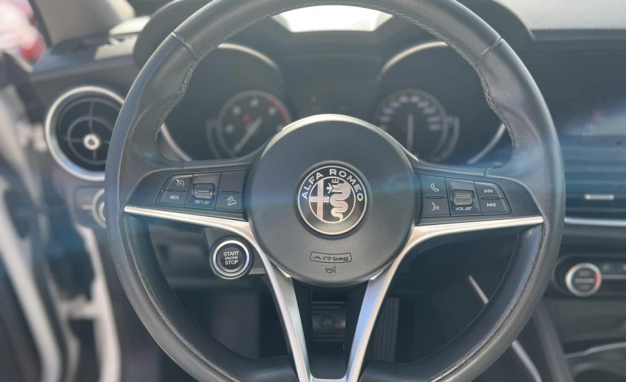 Alfa Romeo Stelvio 2.2 Diesel 180 Cv. Q4 AT8 Business Plus