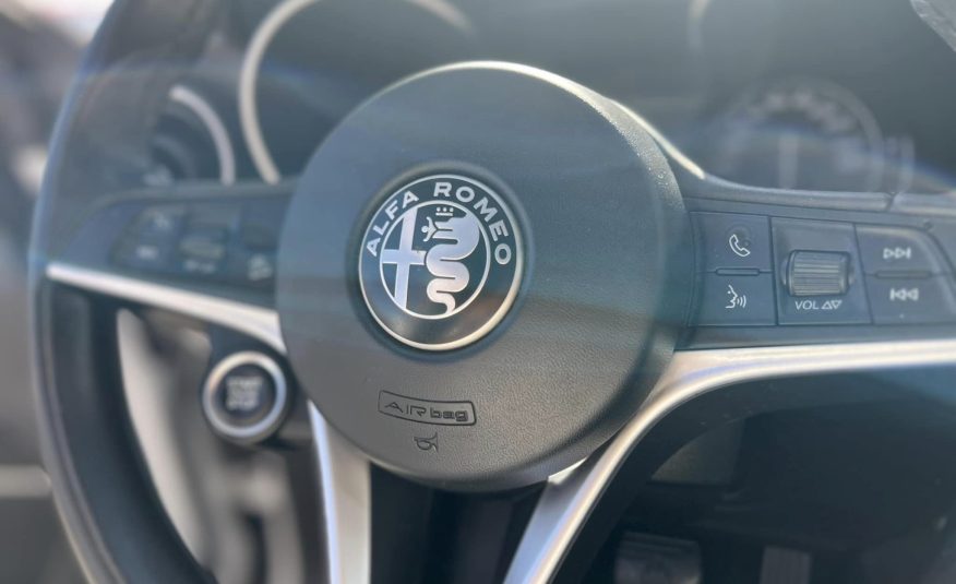 Alfa Romeo Stelvio 2.2 Diesel 180 Cv. Q4 AT8 Business Plus