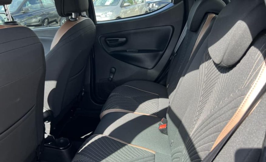 Lancia Ypsilon Alberta Ferretti 1.0 Hybrid 70 Cv.