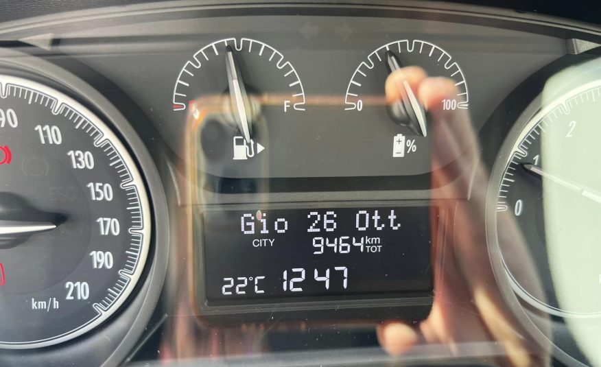 Lancia Ypsilon Alberta Ferretti 1.0 Hybrid 70 Cv.