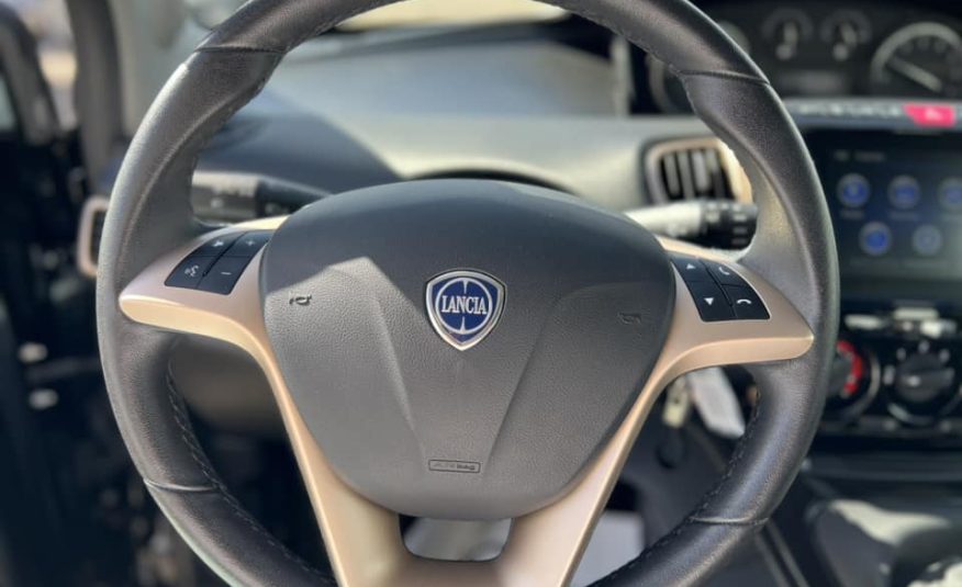 Lancia Ypsilon Alberta Ferretti 1.0 Hybrid 70 Cv.