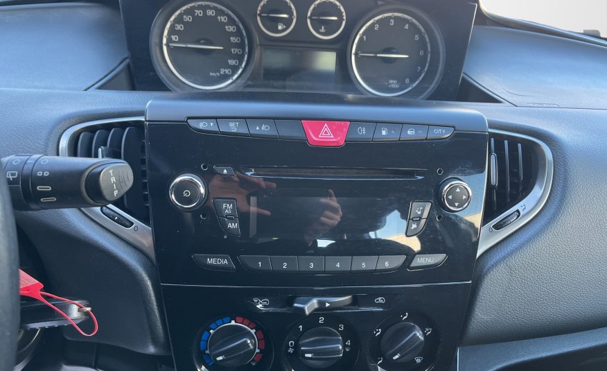 LANCIA YPSILON 900 TWIN AIR METANO