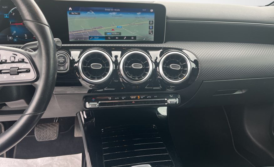 MERCEDES-BENZ A180 D 116 CV. SPORT AUTOMATIC