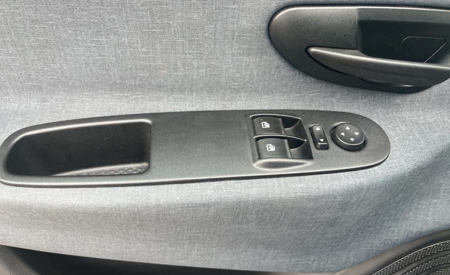 LANCIA YPSILON 1.0 70 Cv. HYBRID FIREFLY ORO