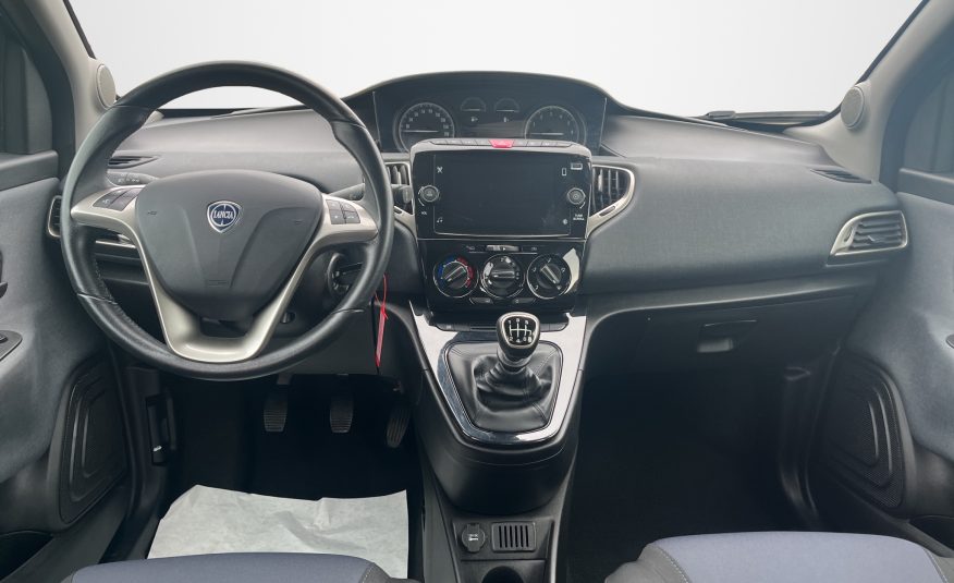 LANCIA YPSILON 1.0 70 Cv. HYBRID FIREFLY ORO