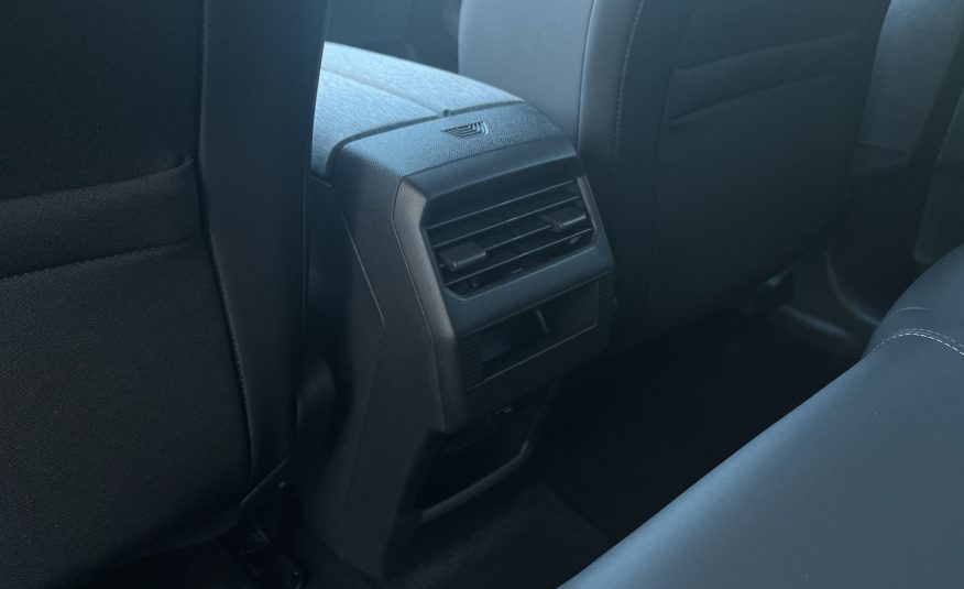 PEUGEOT 3008 ALLURE HYBRID 136 CV. E-DCS6