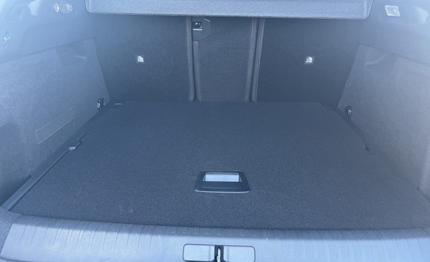 PEUGEOT 3008 ALLURE HYBRID 136 CV. E-DCS6