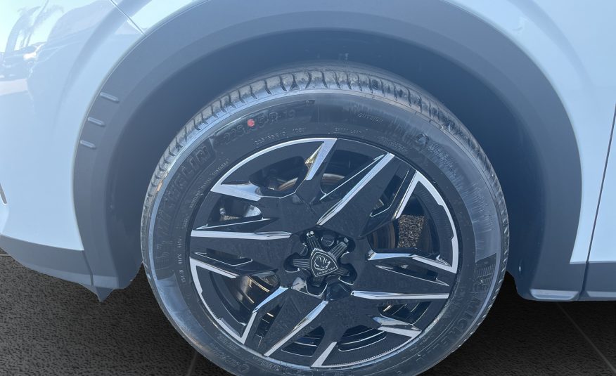 PEUGEOT 3008 ALLURE HYBRID 136 CV. E-DCS6