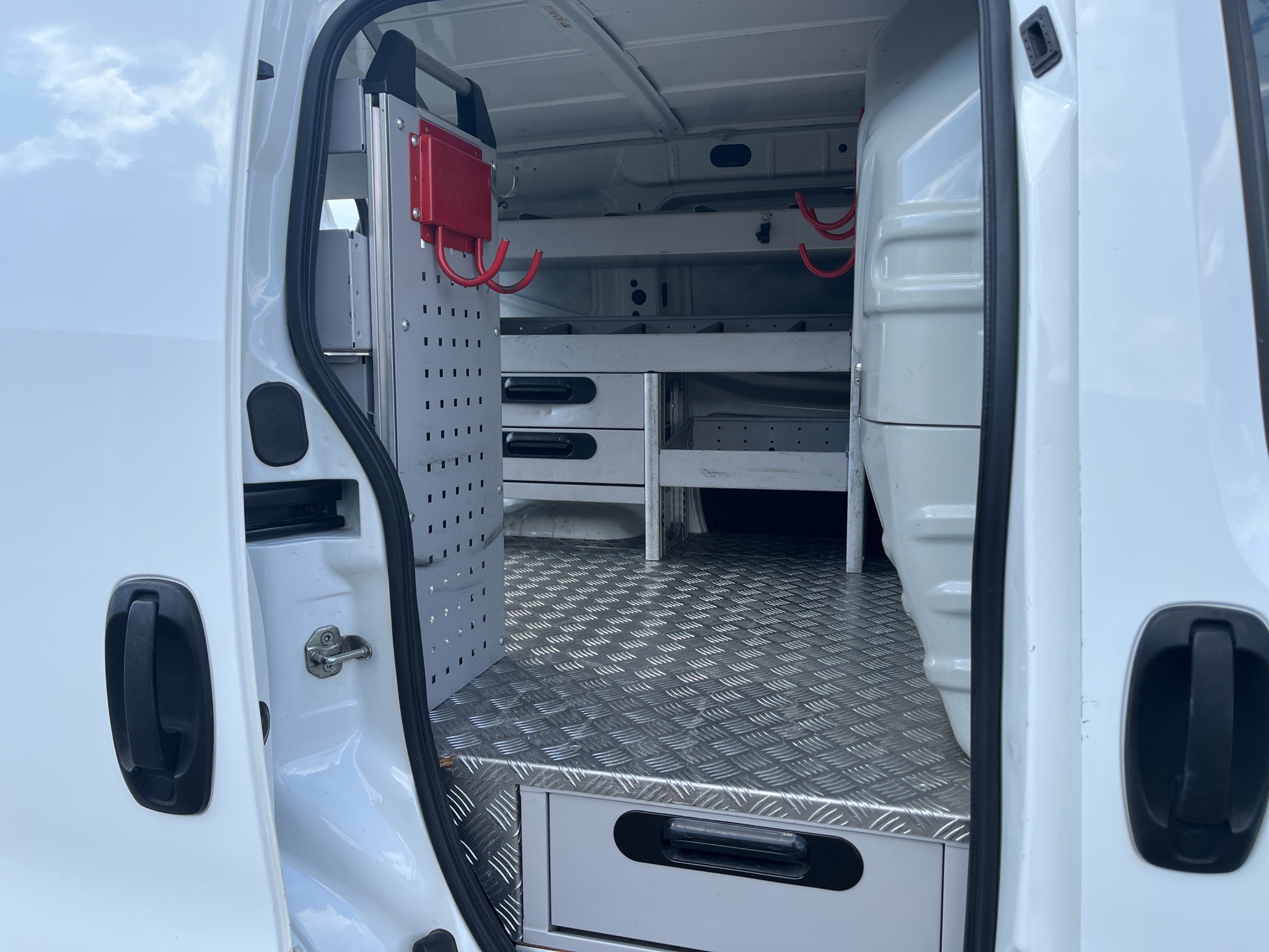 FIAT FIORINO 1.3 MJT 95 CV. ADVENTURE CON ALLESTIMENTO INTERNO
