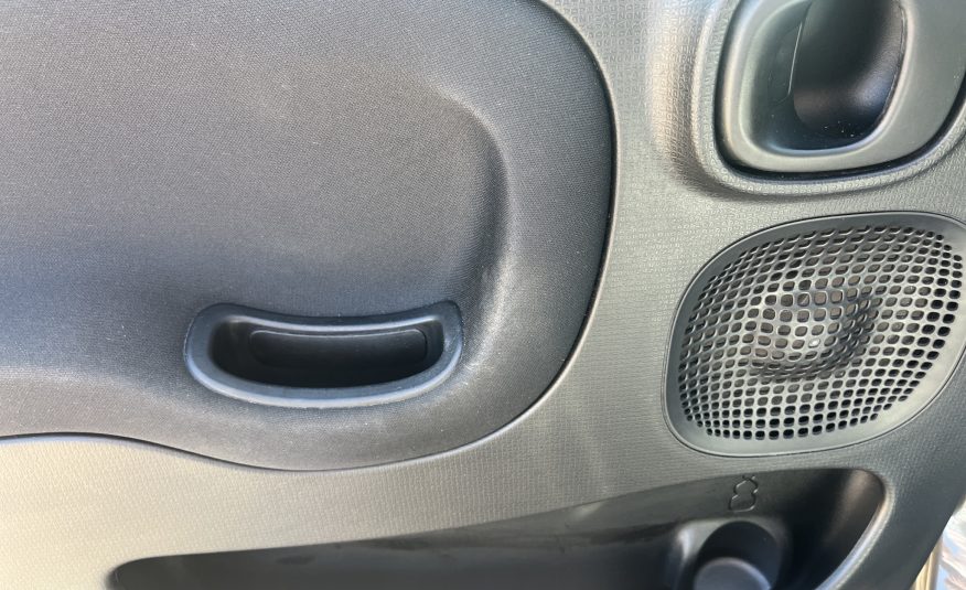 FIAT PANDA 1.0 70 CV HYBRID CITY CROSS