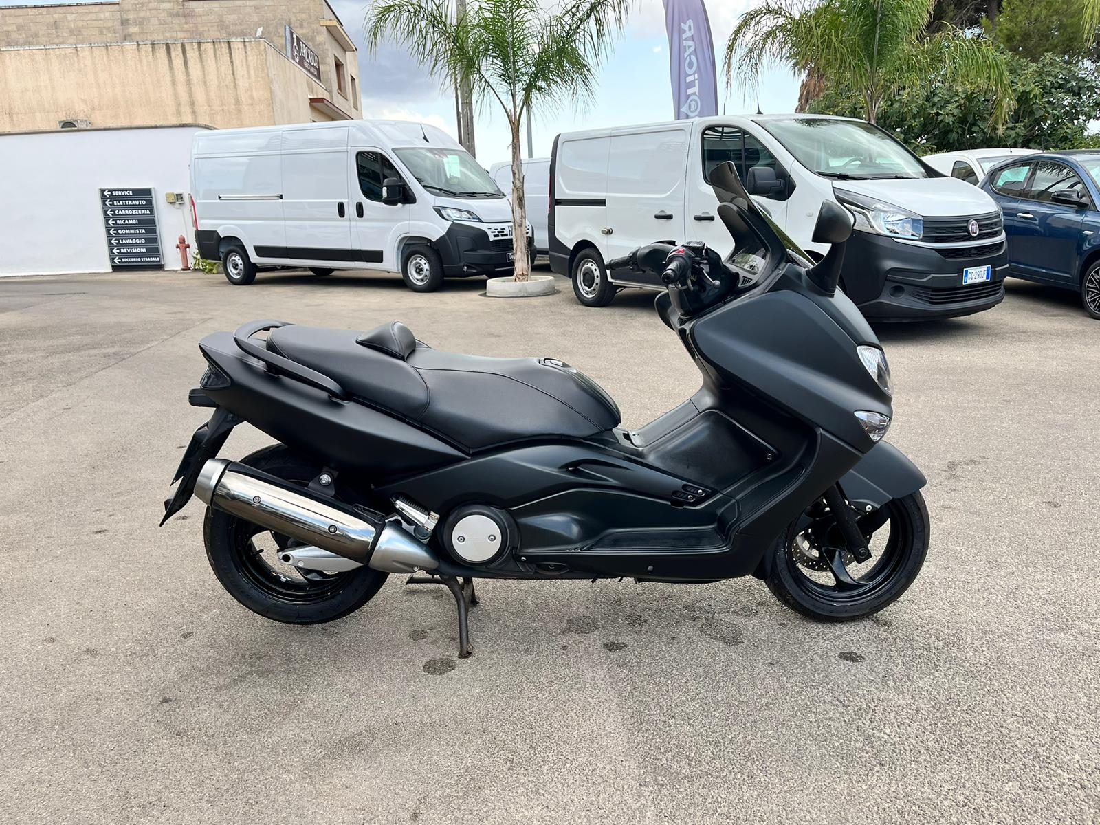 YAMAHA T-MAX 500 CC 40CV