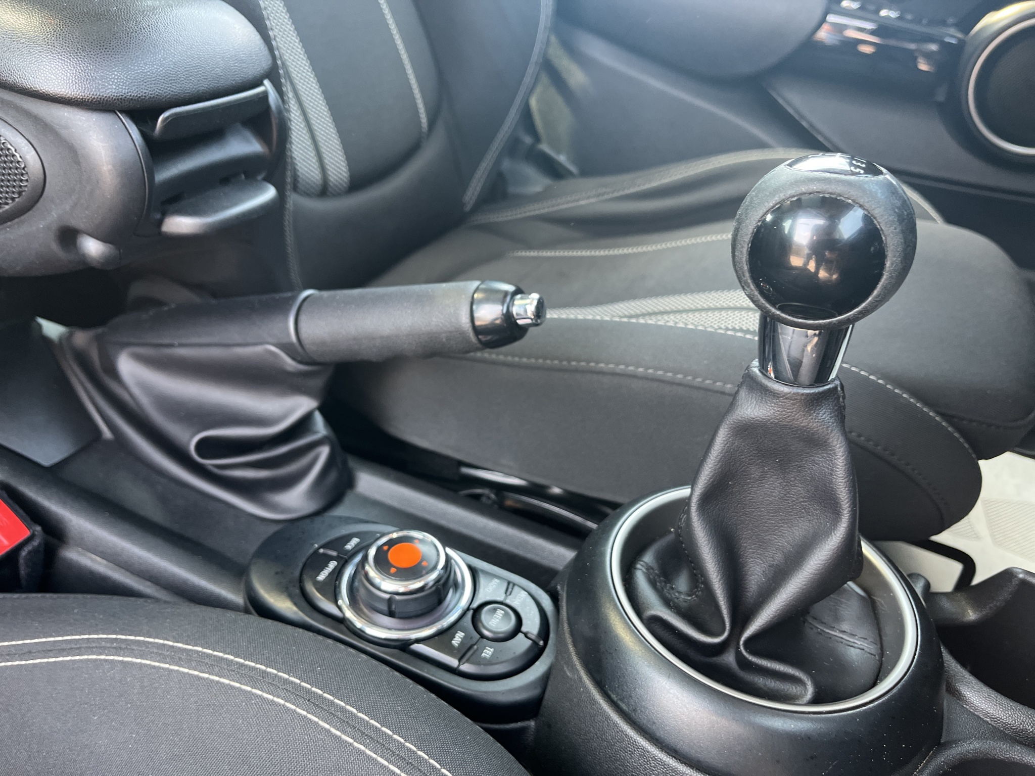 MINI 2.0 COOPER 170 CV SD BUSINESS