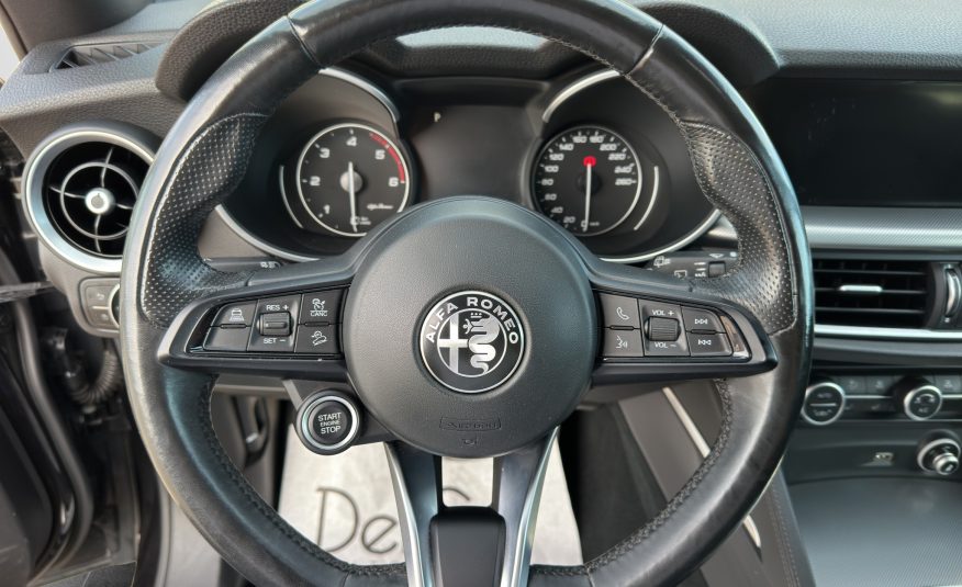 ALFA ROMEO STELVIO 2.2 TURBO DIESEL 190 CV AT8 RWD SPRINT