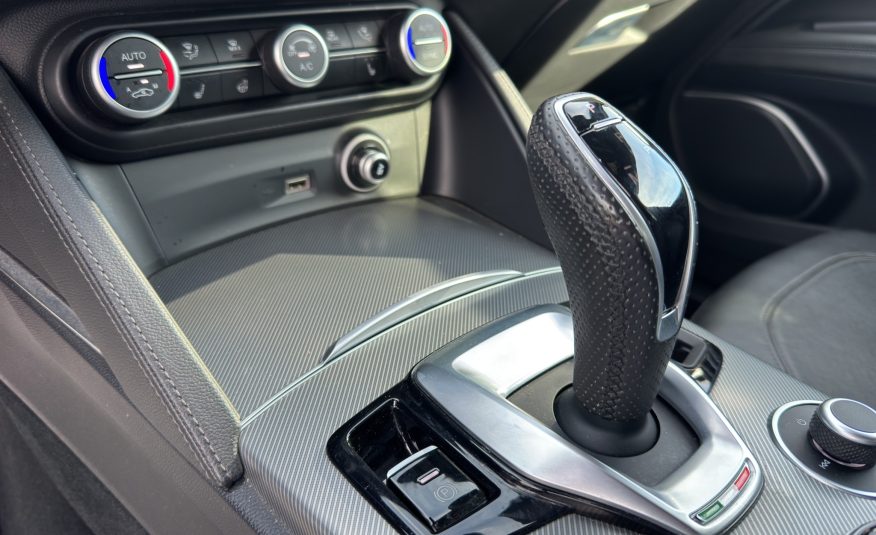 ALFA ROMEO STELVIO 2.2 TURBO DIESEL 190 CV AT8 RWD SPRINT