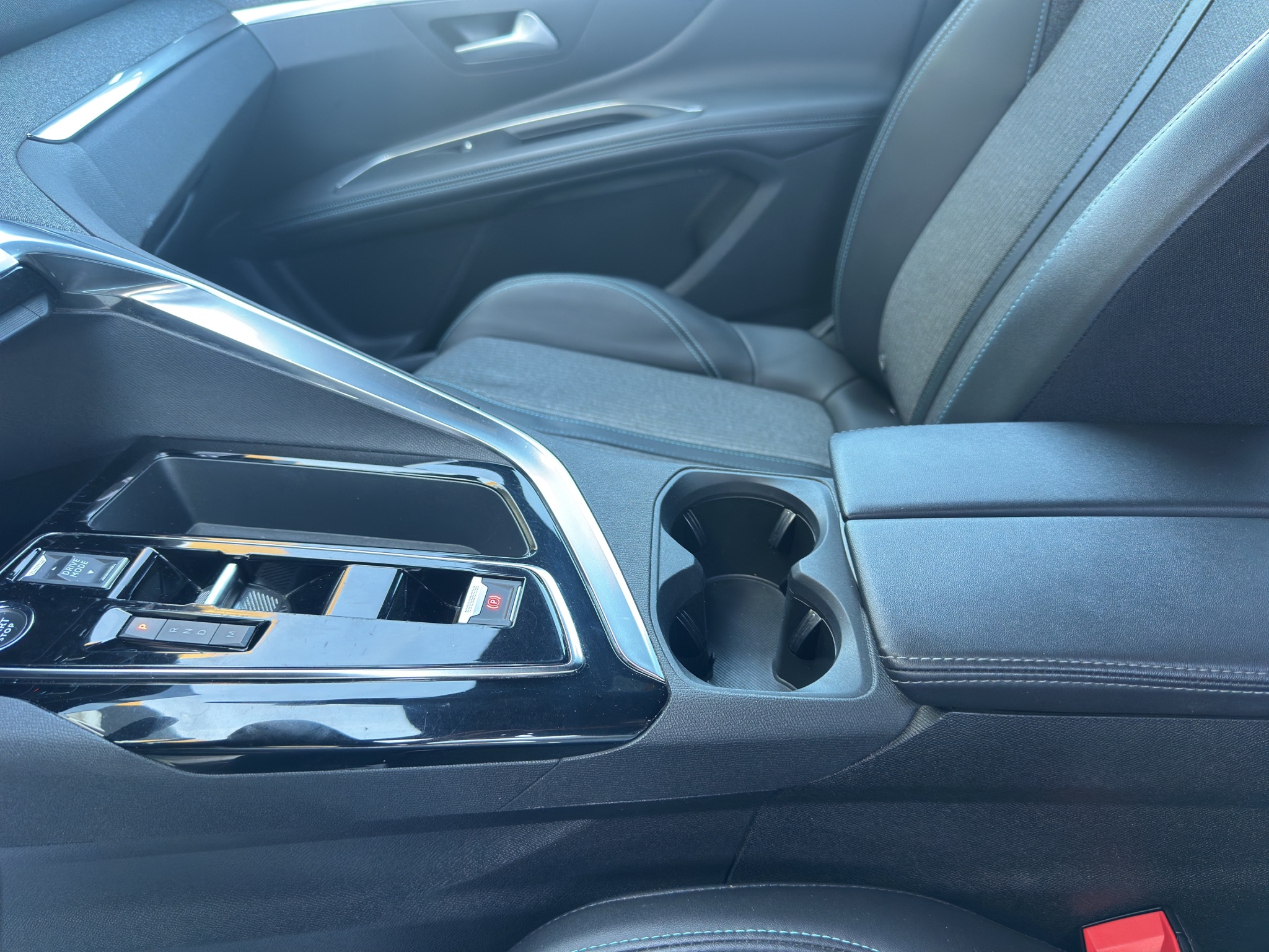 PEUGEOT 3008 1.5 130 CV BLUEHDI EAT8 ALLURE PACK