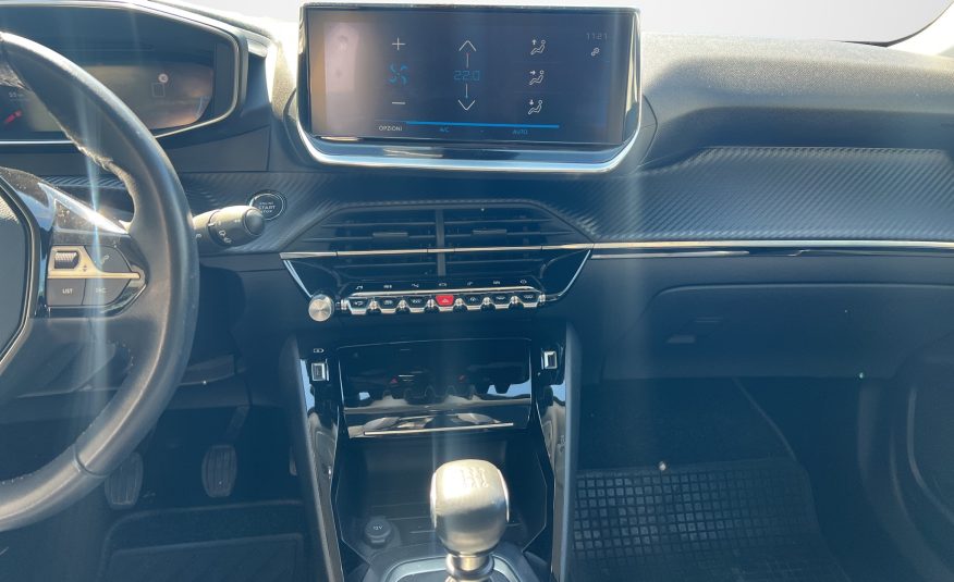 PEUGEOT 2008 1.2 130 CV ALLURE