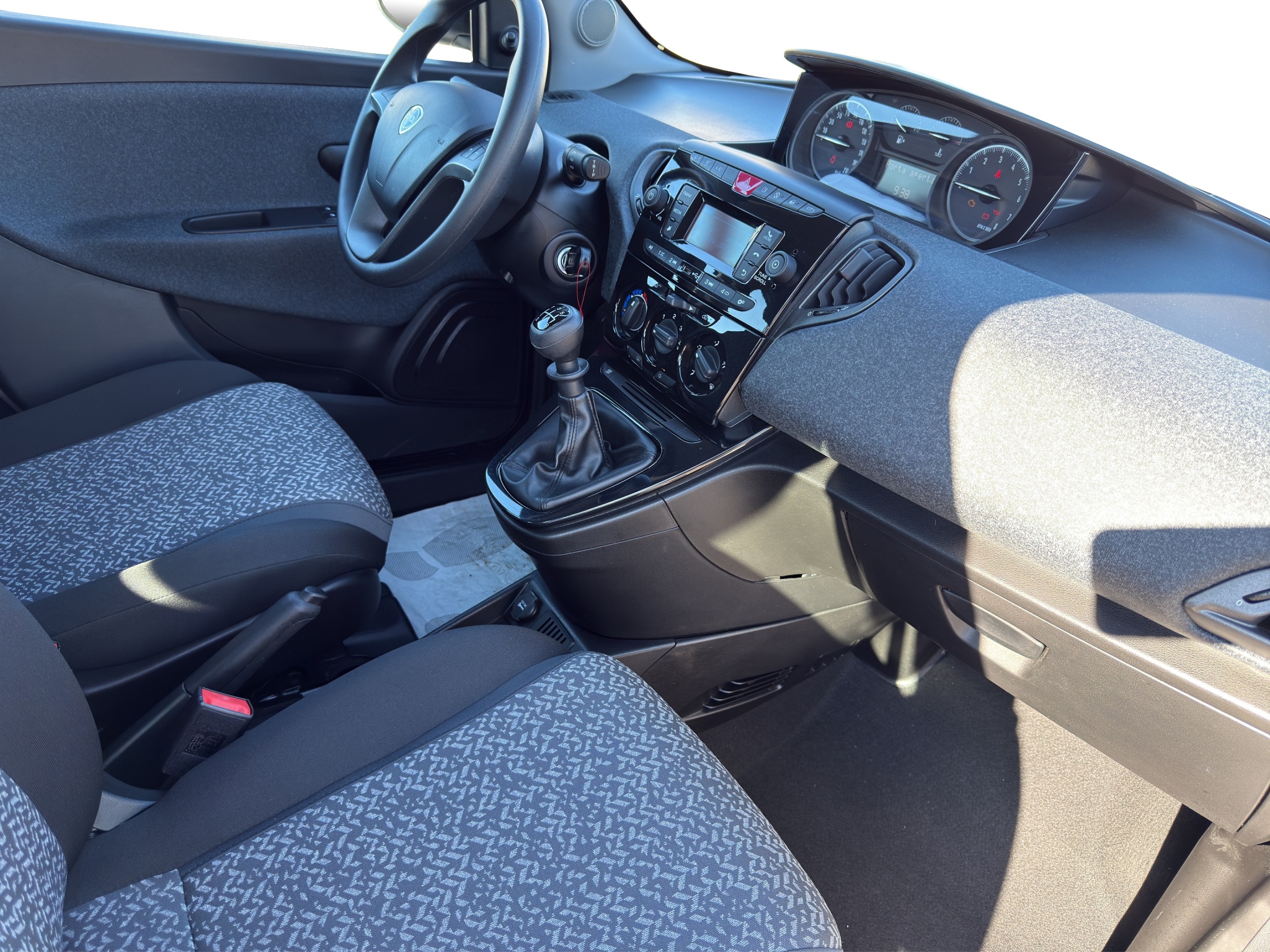 LANCIA YPSILON 1.2 69 CV EELEFANTINO BLU