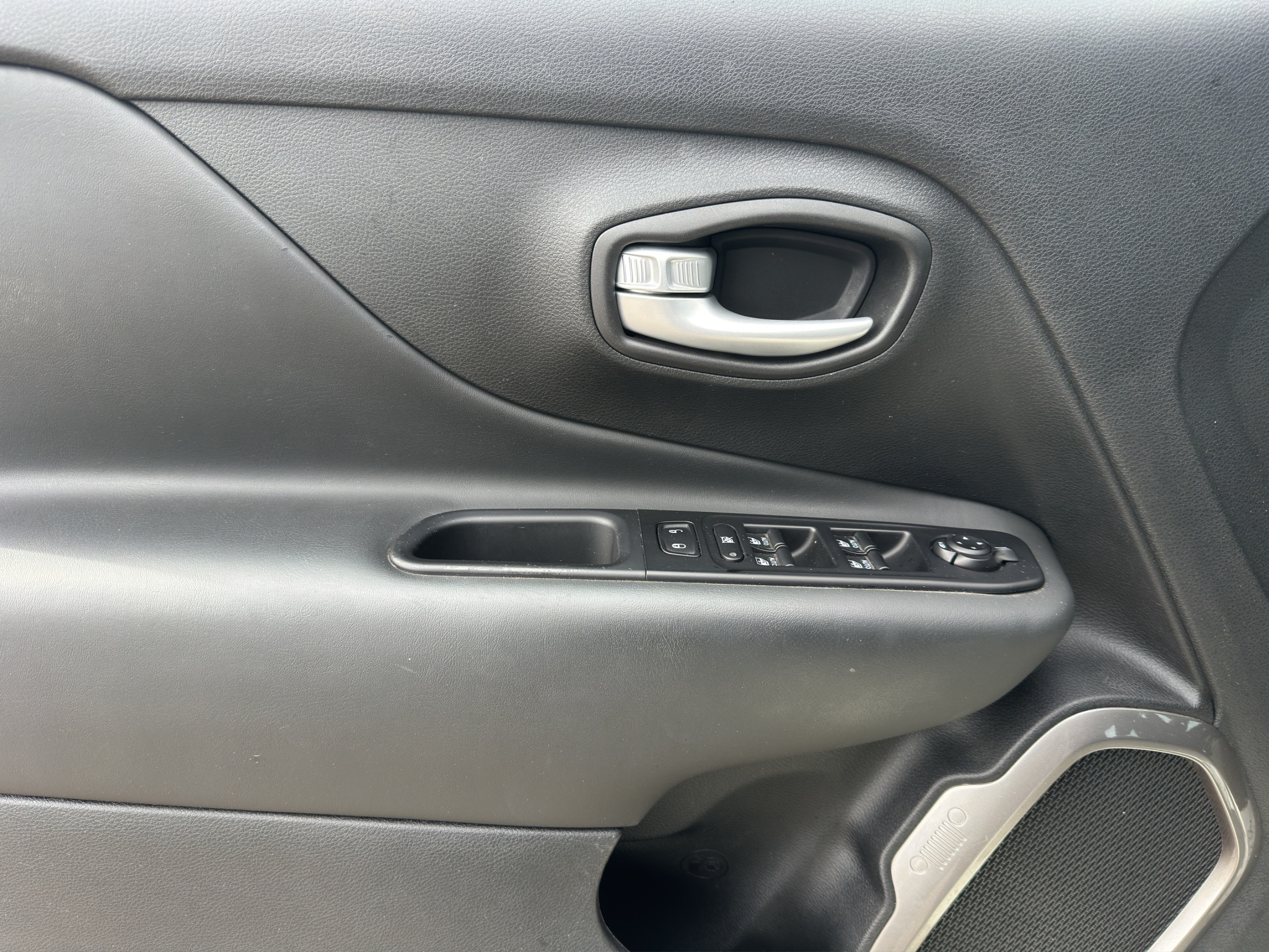 JEEP RENEGADE 1.5 TURBO T4 130CV MHEV LIMITED DDCT