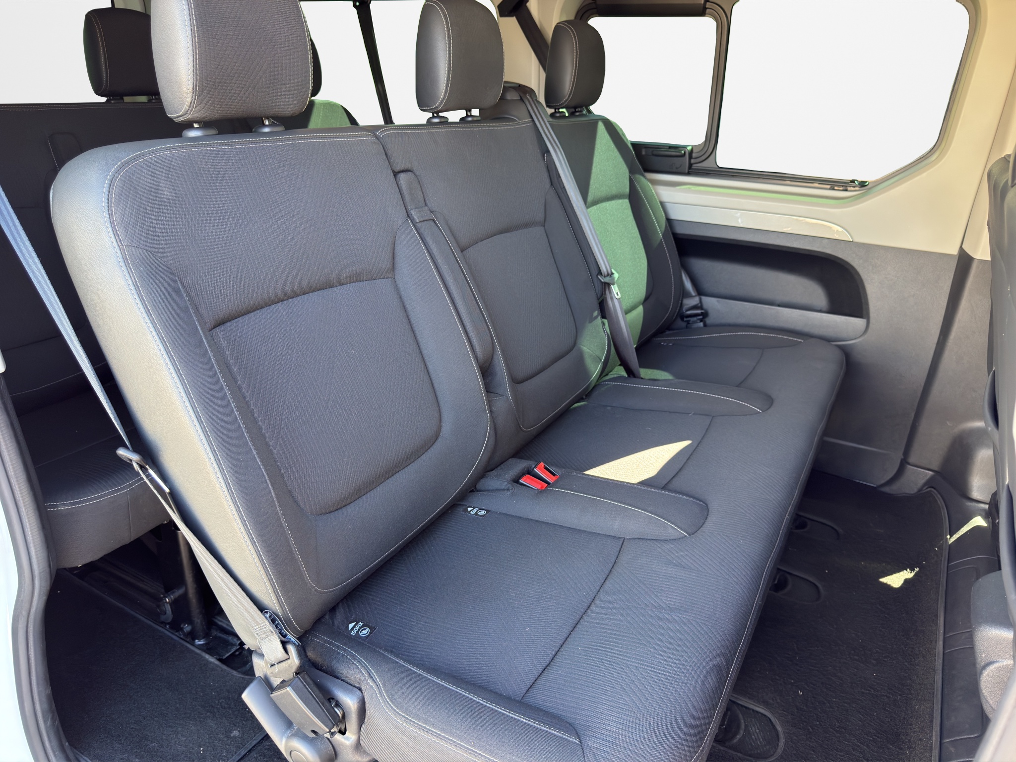 RENAULT TRAFIC 2.0 150 CV BLUEDCI INTENSE PASSO LUNGO 9 POSTI