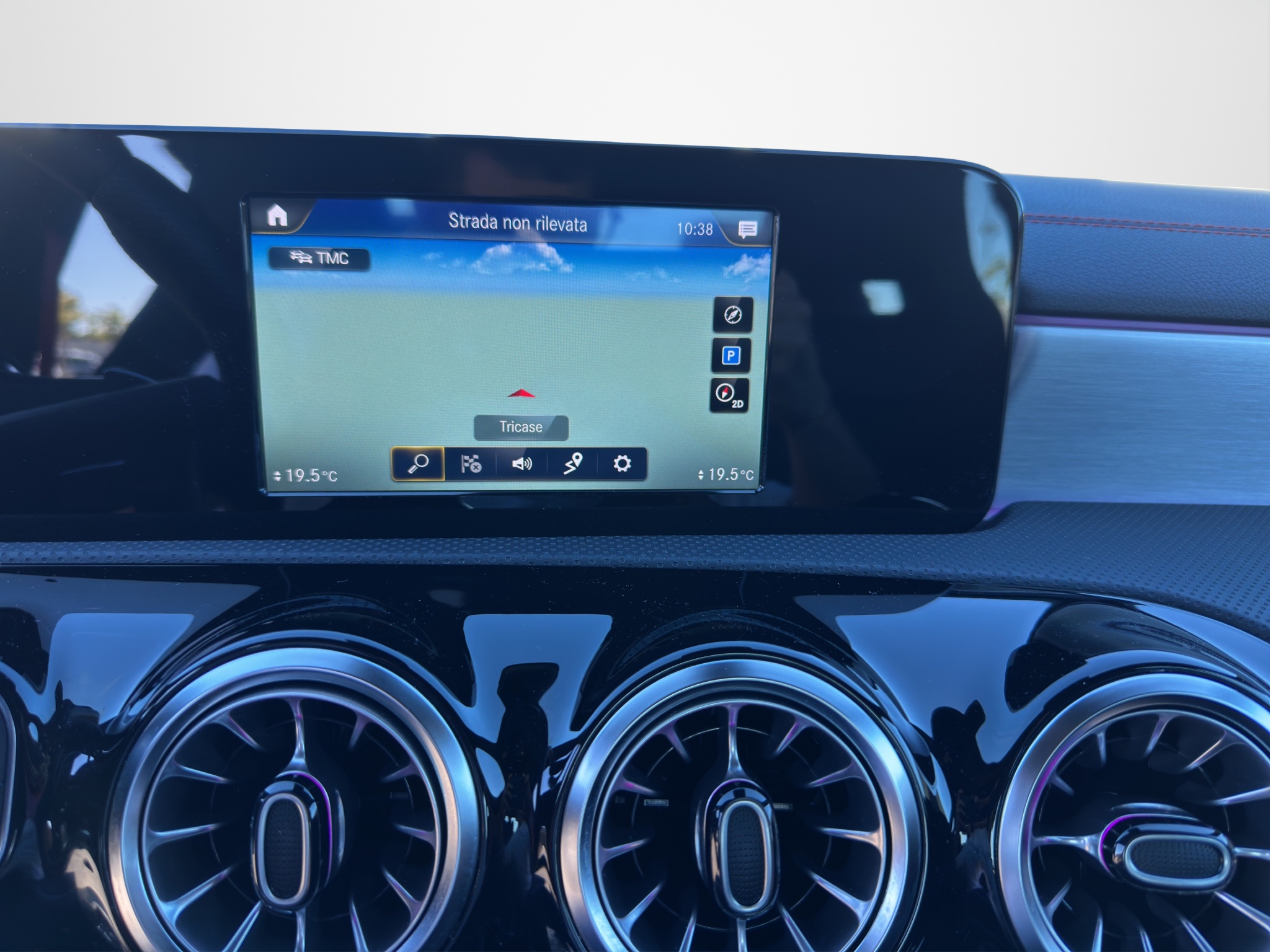 MERCEDES-BENZ CLA 35 AMG 4MATIC COUPE’ 2.0 TURBO 306 CV – 400 NM DI Coppia