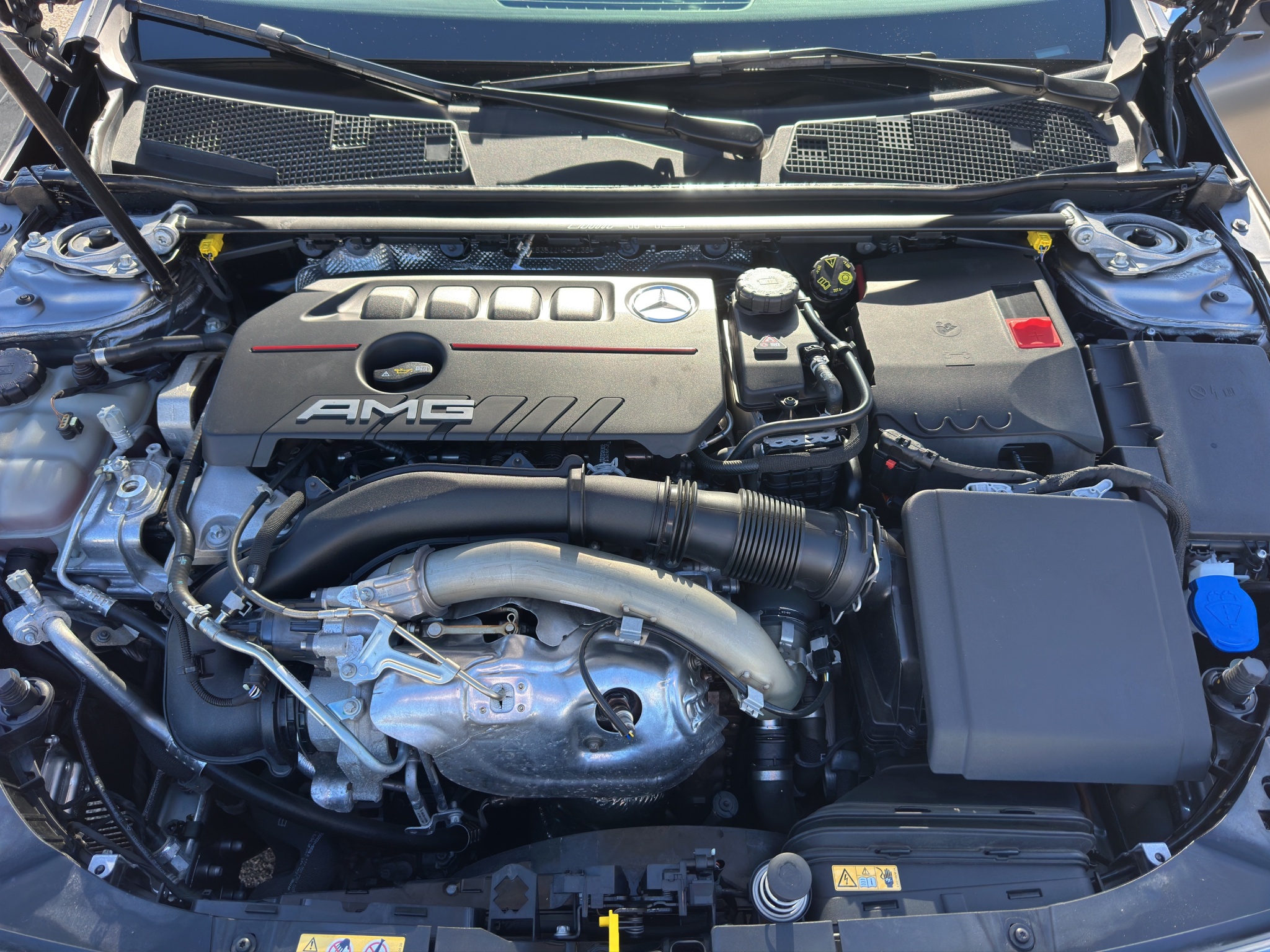 MERCEDES-BENZ CLA 35 AMG 4MATIC COUPE’ 2.0 TURBO 306 CV – 400 NM DI Coppia