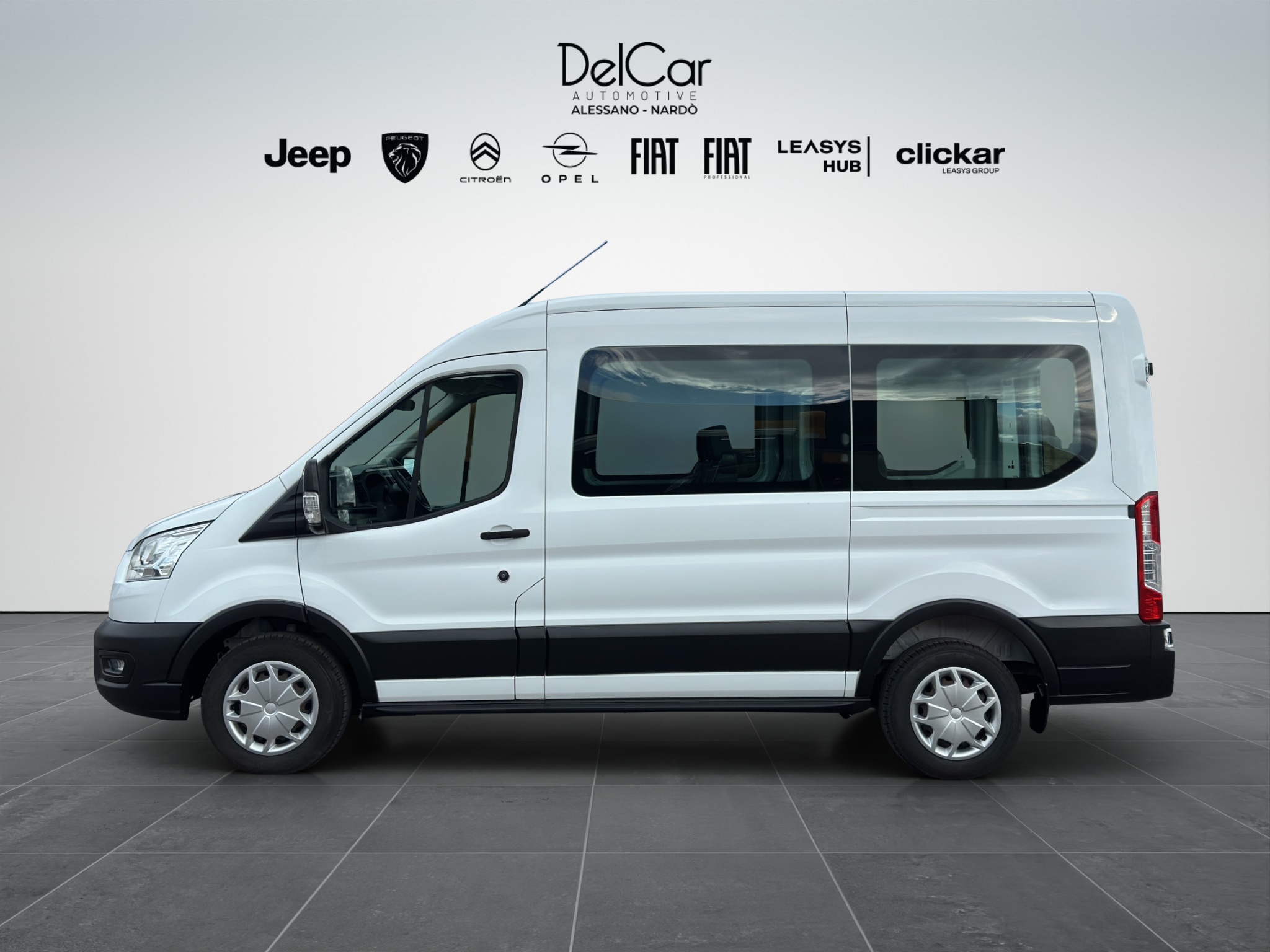 FORD TRANSIT 310 2.0 TDCI ECOBLUE 130 CV AUTOMATICO COMBI TREND PASSO E TETTO MEDIO