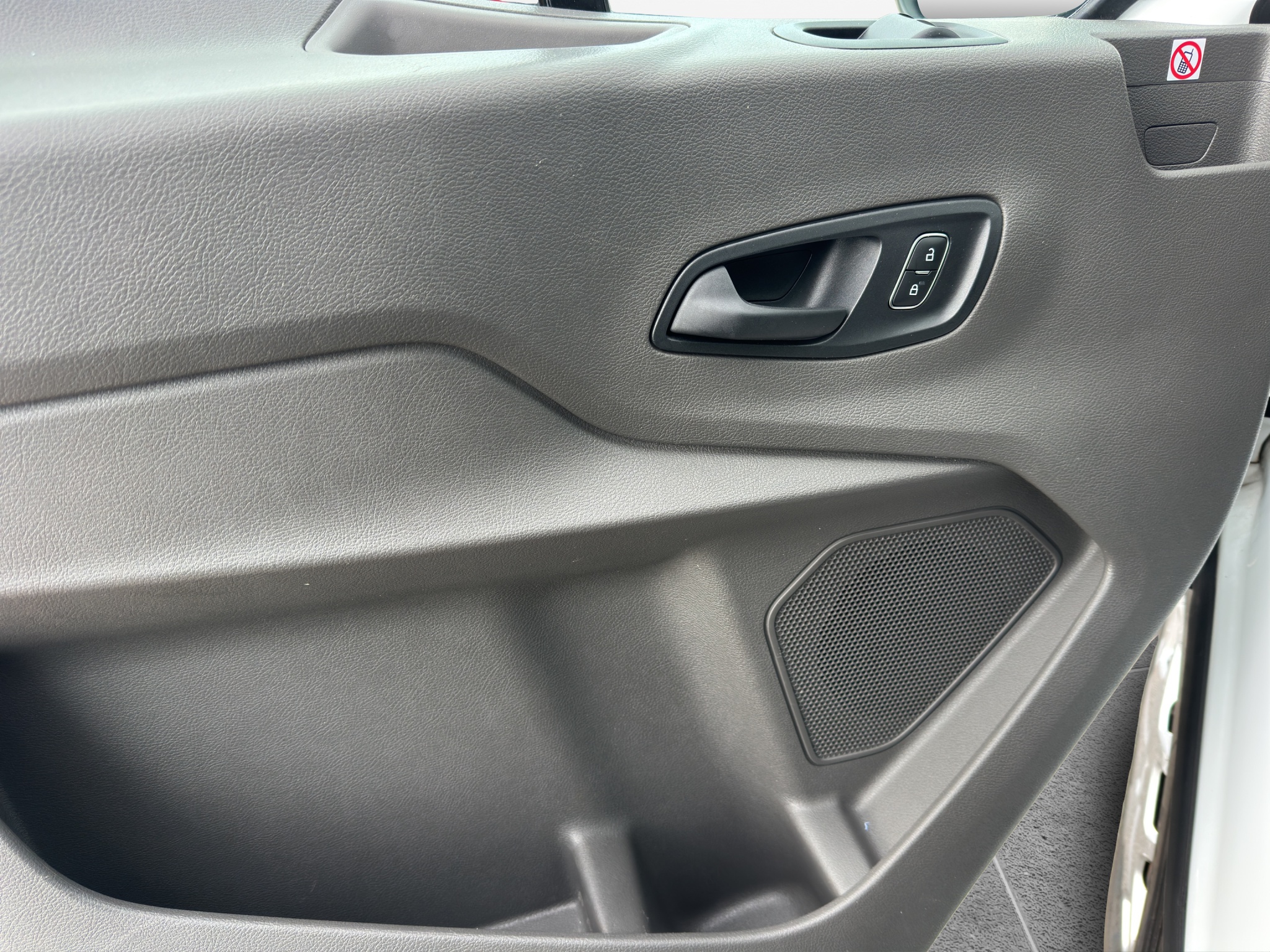 FORD TRANSIT 310 2.0 TDCI ECOBLUE 130 CV AUTOMATICO COMBI TREND PASSO E TETTO MEDIO