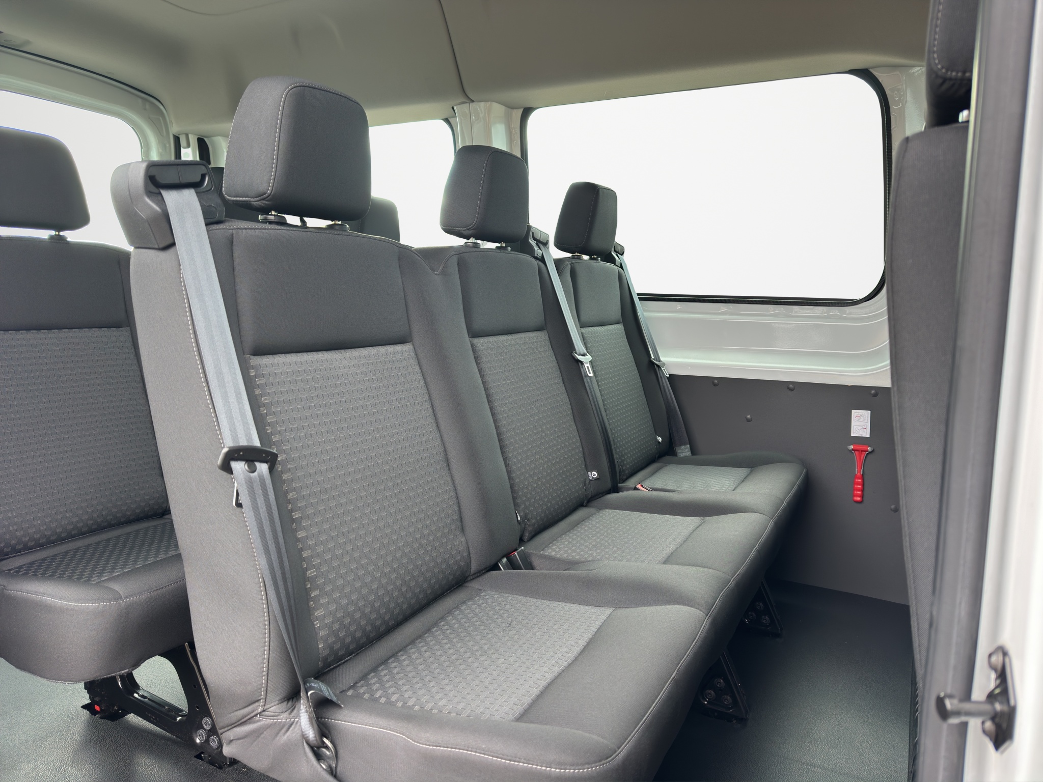 FORD TRANSIT 310 2.0 TDCI ECOBLUE 130 CV AUTOMATICO COMBI TREND PASSO E TETTO MEDIO