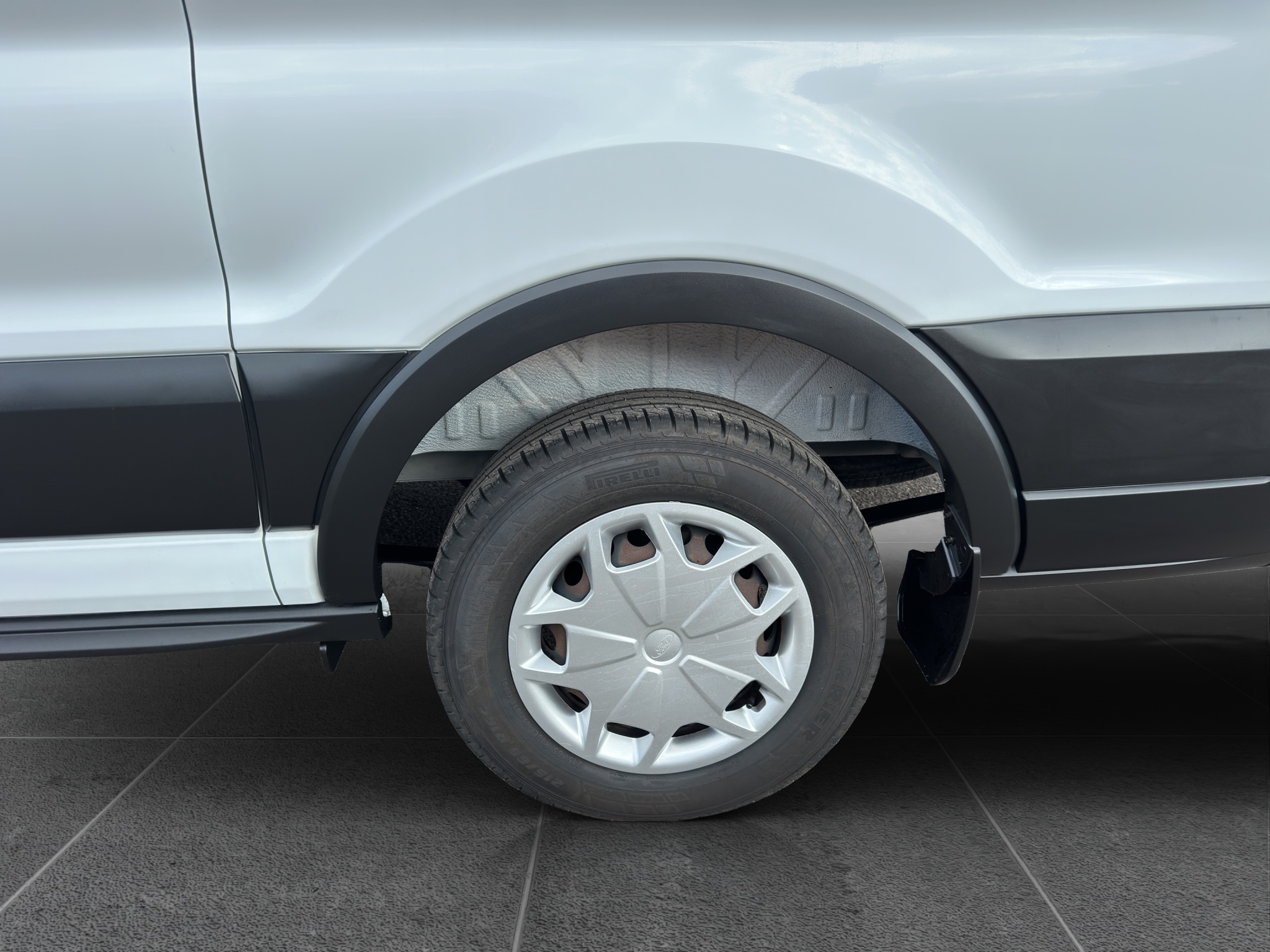 FORD TRANSIT 310 2.0 TDCI ECOBLUE 130 CV AUTOMATICO COMBI TREND PASSO E TETTO MEDIO