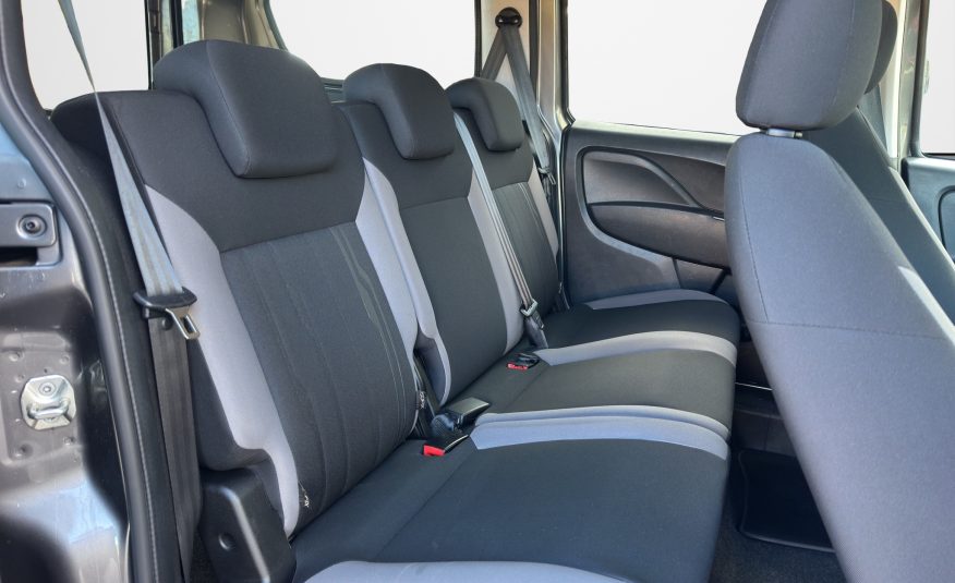 FIAT DOBLO’ 1.6 MJT 105 CV PASSO LUNGO MAXI N1 LOUNGE