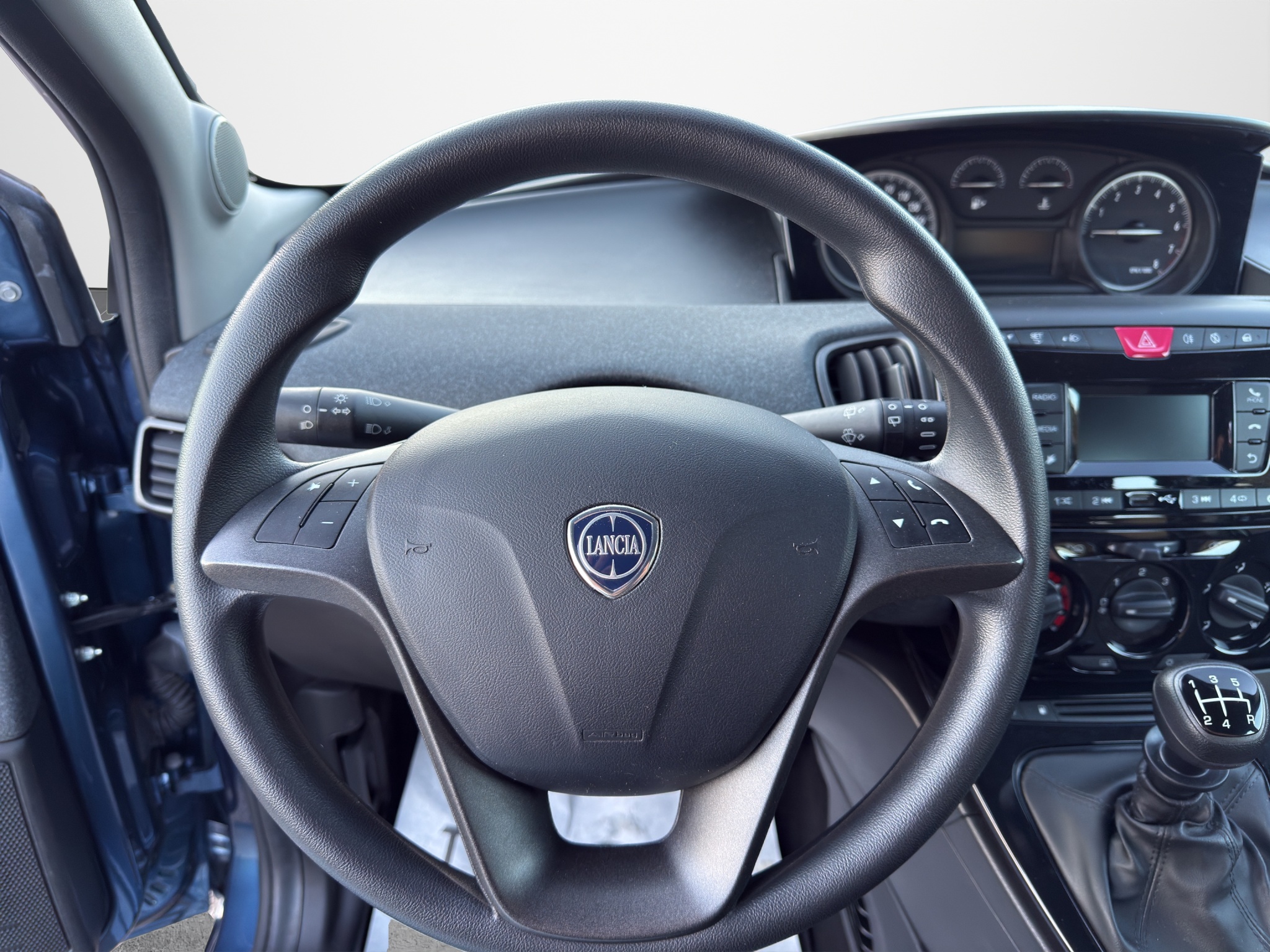 LANCIA YPSILON 1.2 69 CV SILVER GPL