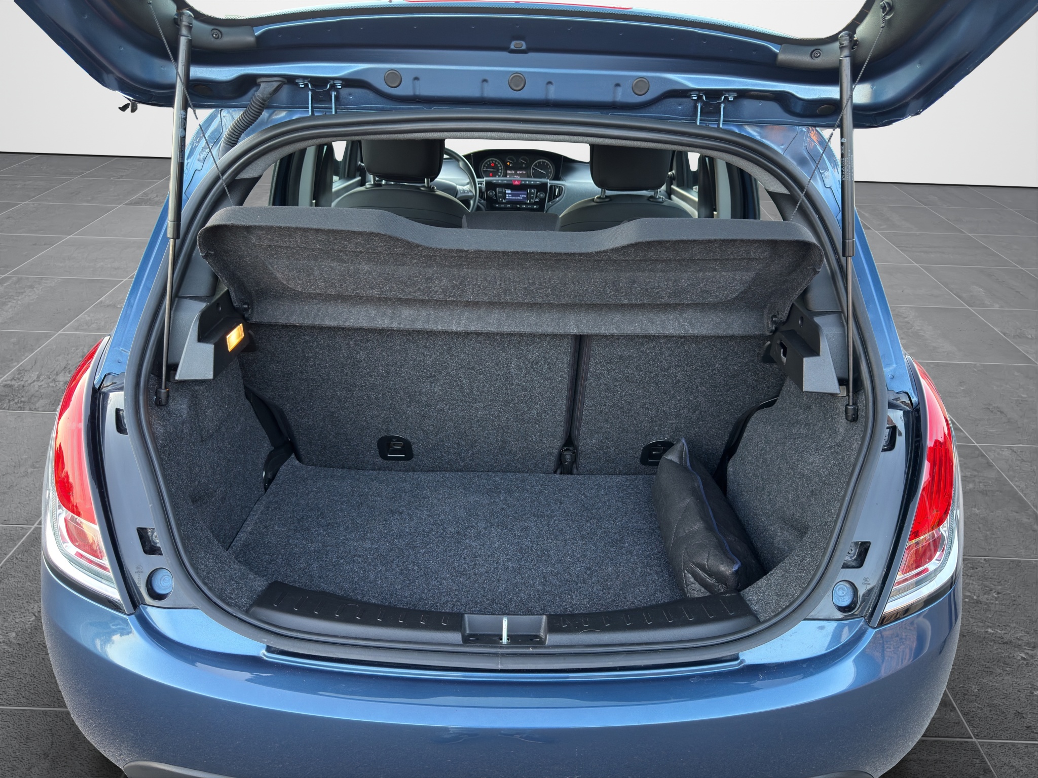 LANCIA YPSILON 1.2 69 CV SILVER GPL