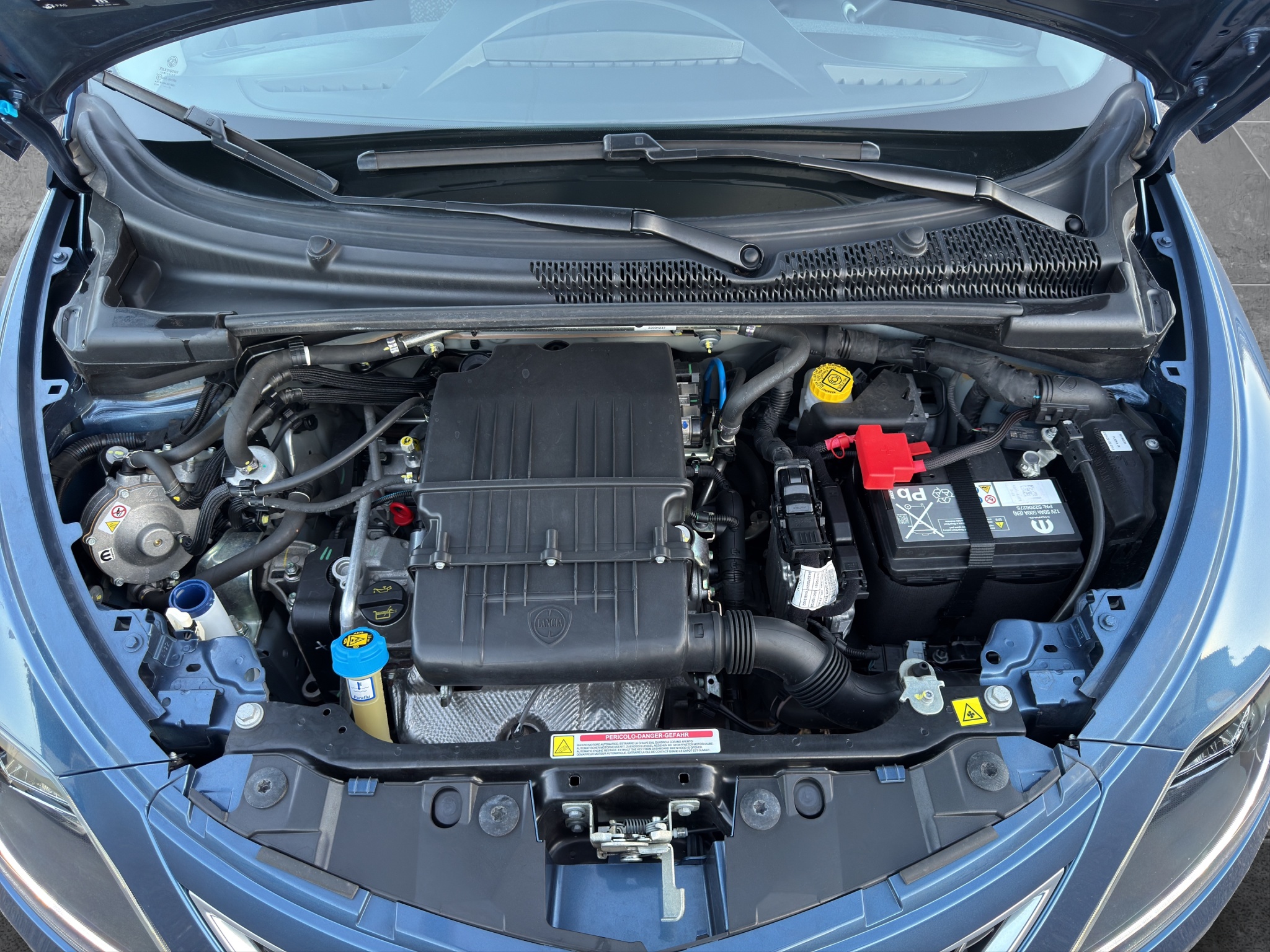 LANCIA YPSILON 1.2 69 CV SILVER GPL