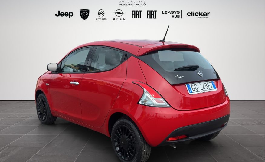 LANCIA YPSILON 1.0 70 CV HYBRID SILVER