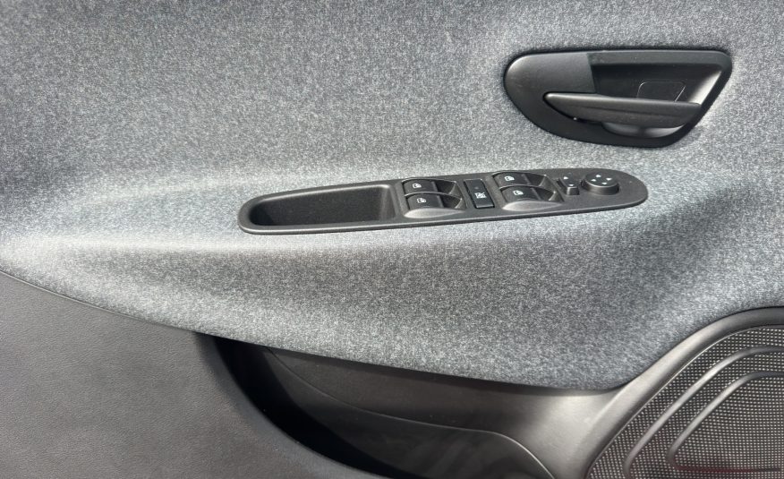 LANCIA YPSILON 1.0 70 CV HYBRID SILVER